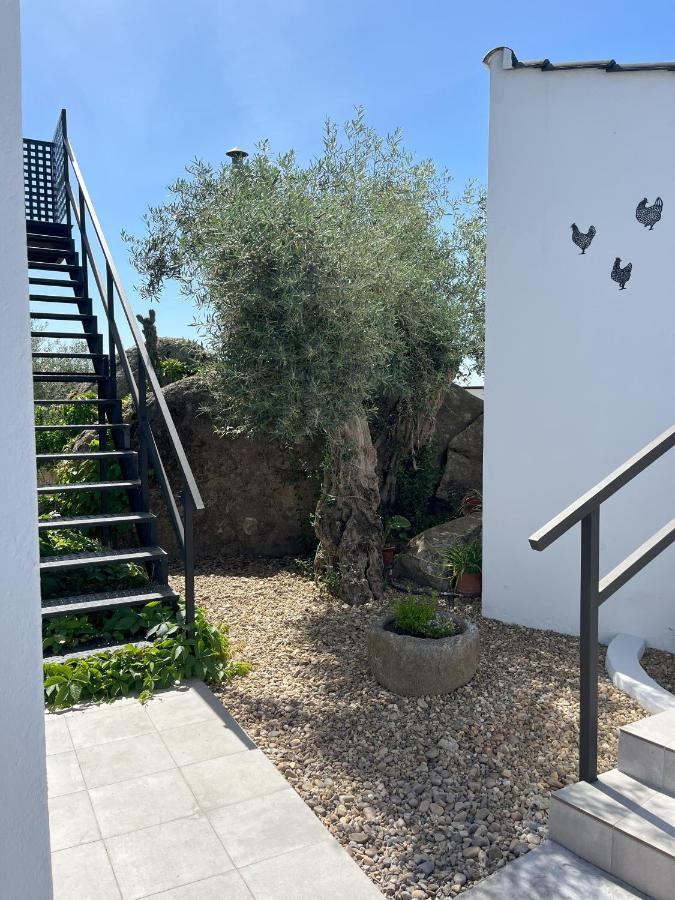 El Gallinero Almoharin Exteriör bild