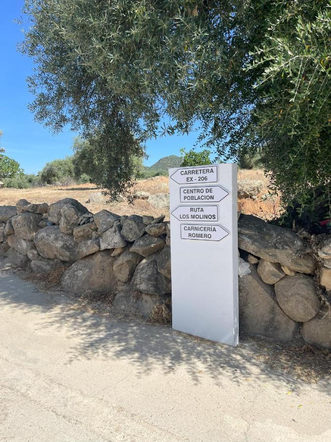 El Gallinero Almoharin Exteriör bild